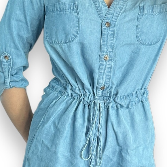 LIGHTWEIGHT DENIM STYLE LIGHT BLUE  ROMPER WITH ADJUSTABLE DRAWSTRING SIZE XS - Picture 4 of 11